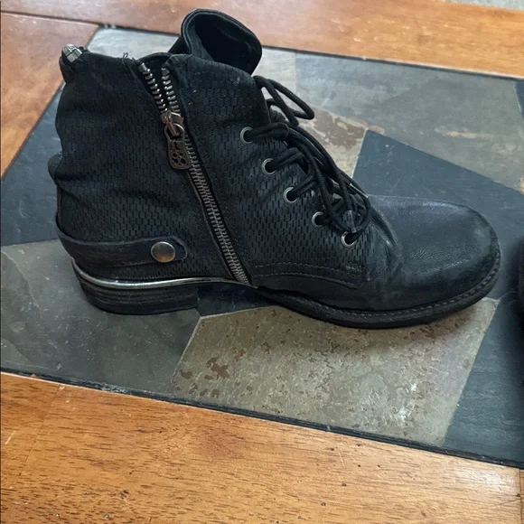 Navy A.S. 98 booties - Picture 3 of 7